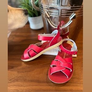 ⚓️ Red Saltwater Sandals⚓️
